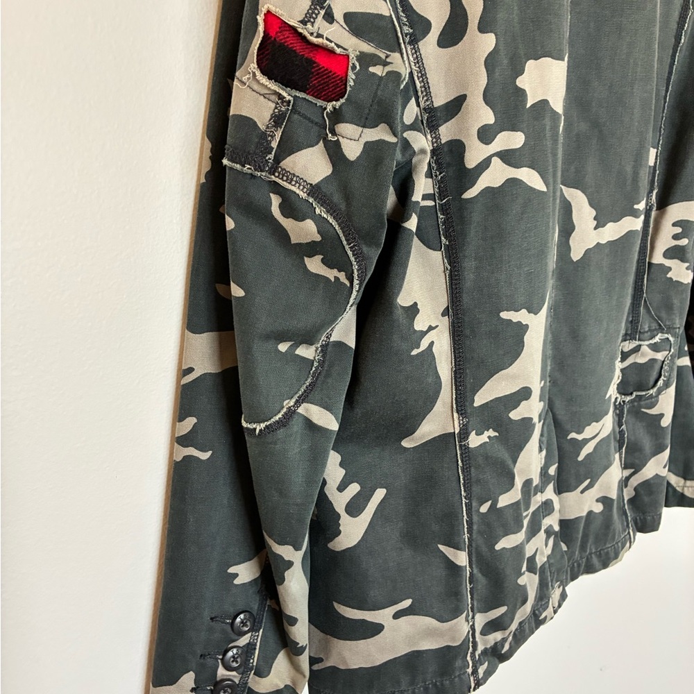 Triple Five Soul Camouflage Military Style Jacket - Picture 10 of 16